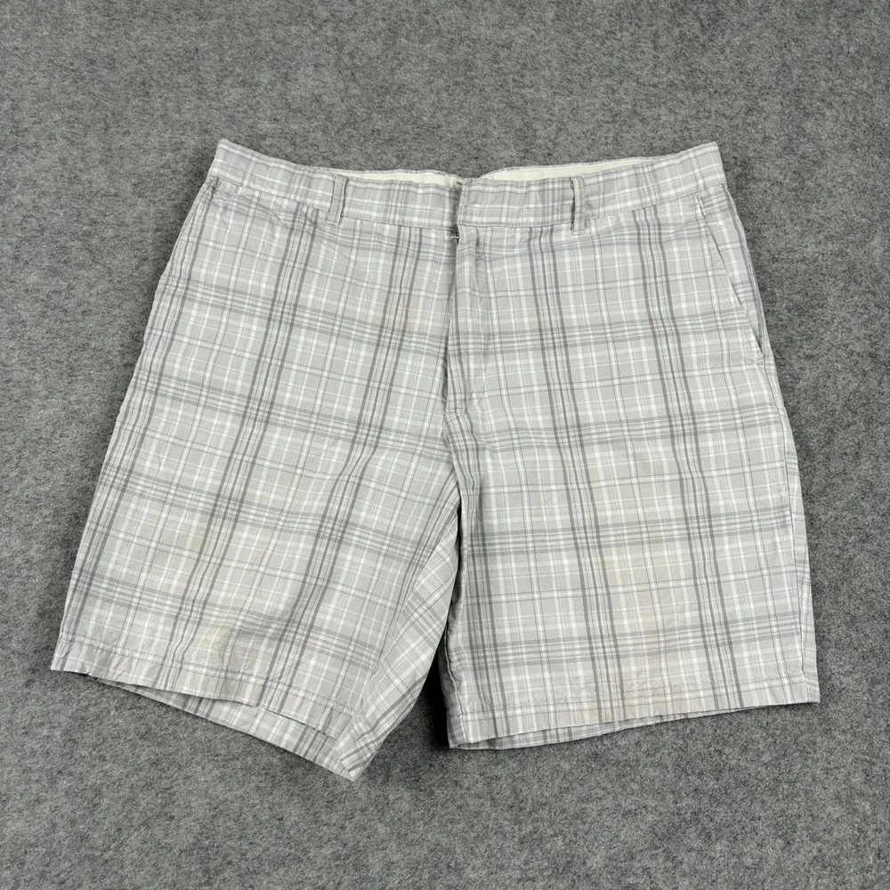 Y2K Dockers Shorts Mens 34 Gray Plaid Cotton Classic Fit Casual Summer Chino 00s